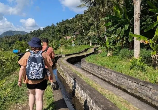 Gallery Sidemen Village Tour