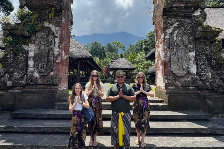 Bali Private Driver for Water Temple Tours